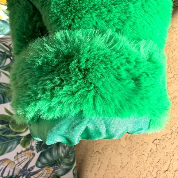Forever 21 Vibrant Green Teddy Jacket - Picture 12 of 16